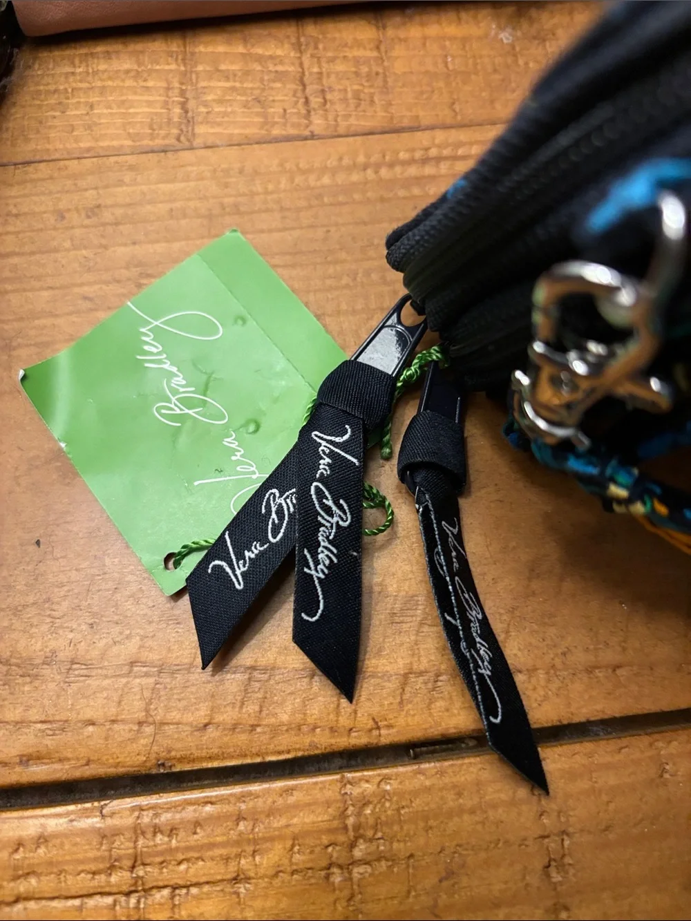 Vera Bradley Teal and Blue Floral Quilted Wristlet Wallet - Picture 4 of 7